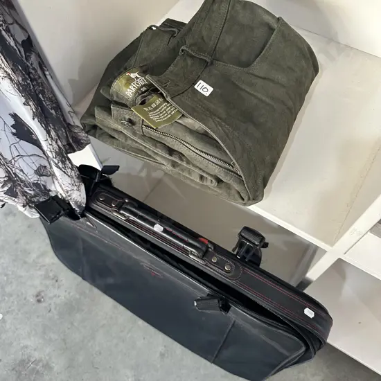 Parforce English hunting pants size 54 plus suitcase