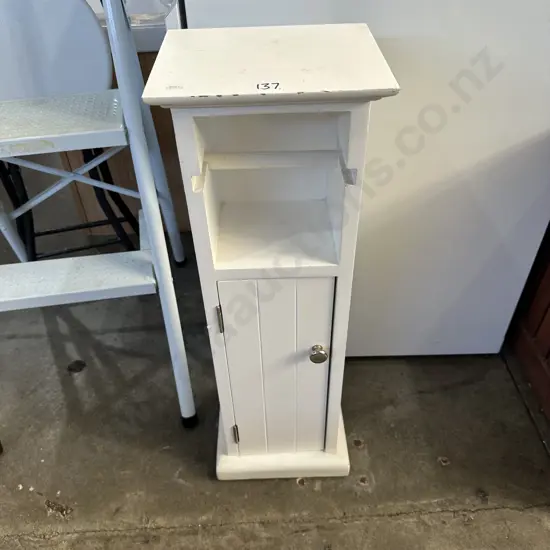 Bathroom stand