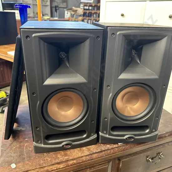 Pr Klipsch speakers