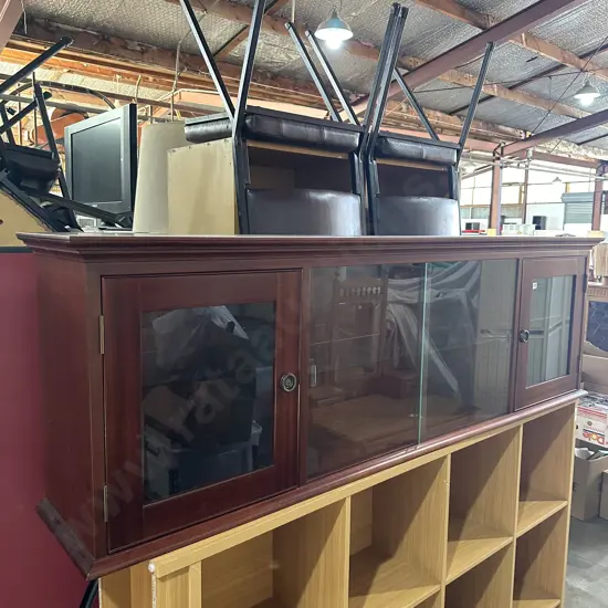 Wall mounted cabinet  (Relisted)