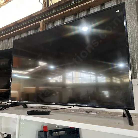 Panasonic 49inch smart TV