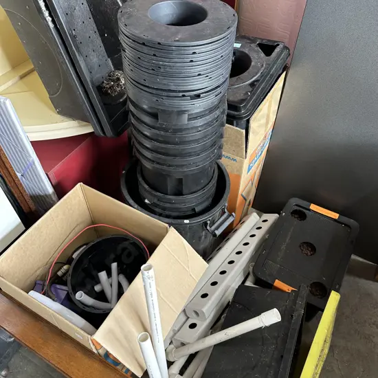 Large lot of hydroponics