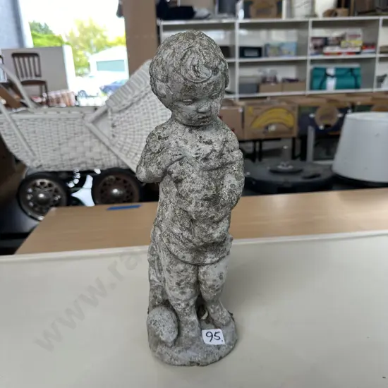 Garden statue 34cm