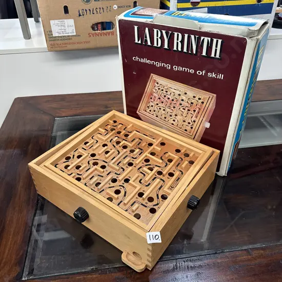Boxed Labyrinth game