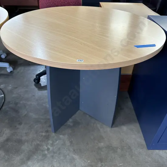 Office table