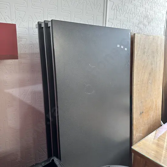 Formica trestle table