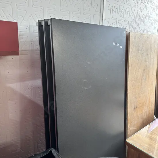 Formica trestle table