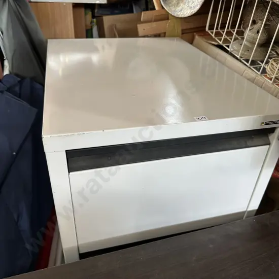 3 Drawer file cabinet