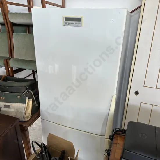 Westinghouse fridge freezer - tidy & large