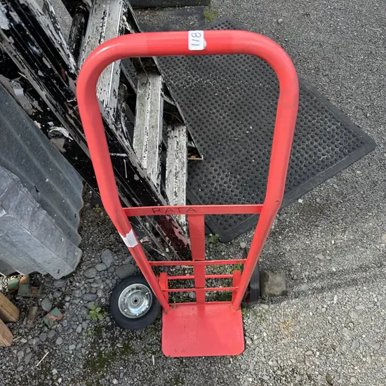 Trolley- needs split pin