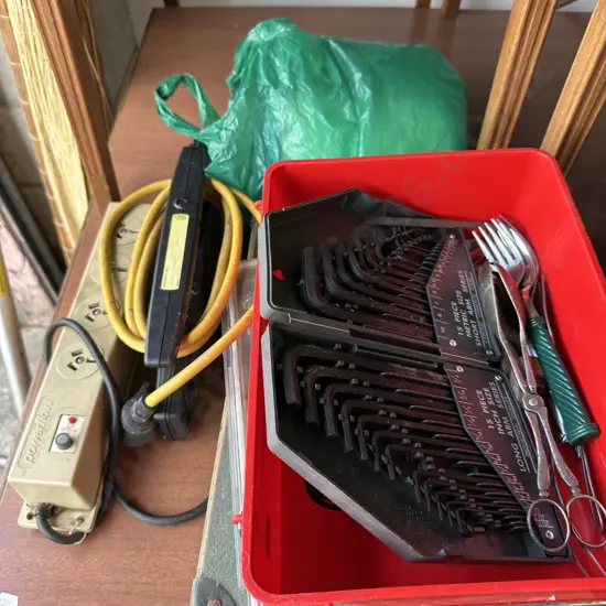 Multi plugs and allen keys etc