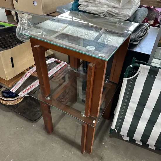 Pr glass top tables