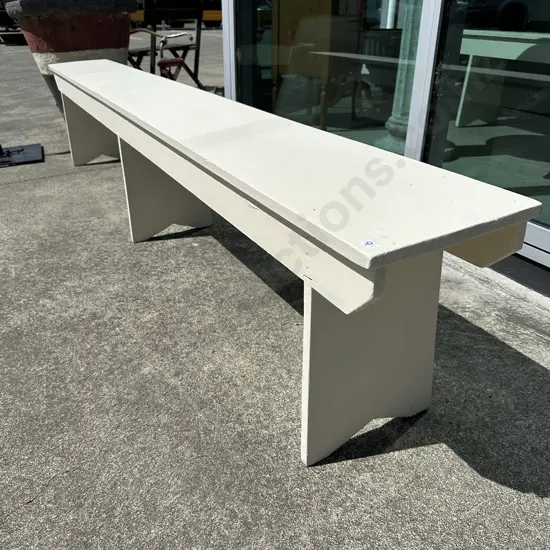 Wooden form seat 2440mm