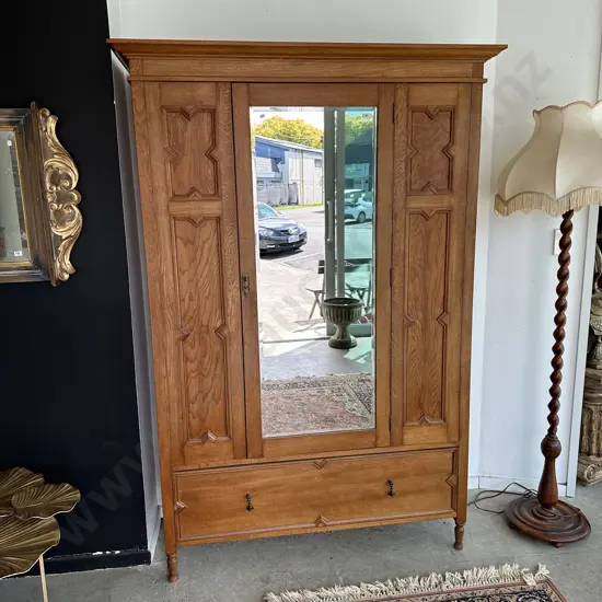 Matching Oak wardrobe - good.