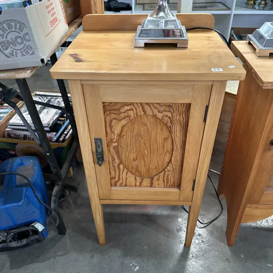 Colonial bedside cabinet