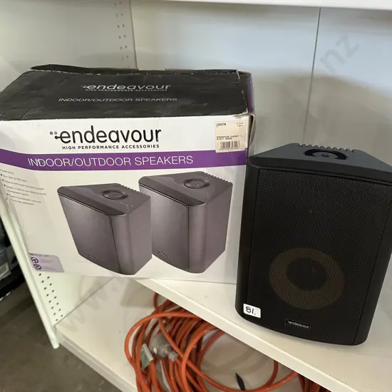 Pr of as new indoor/outdoor speakers