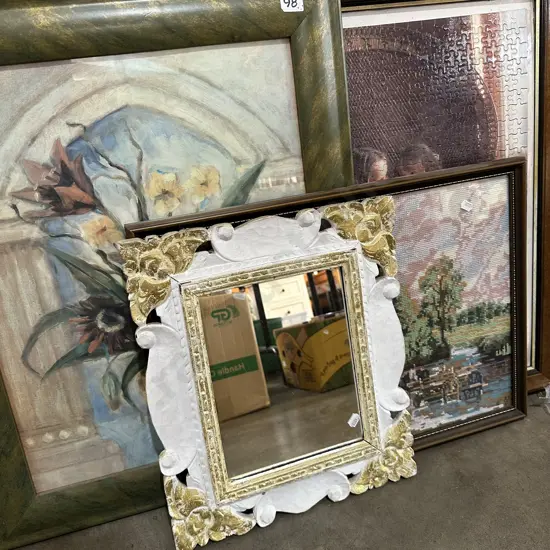 Mirror, tappestry and prints