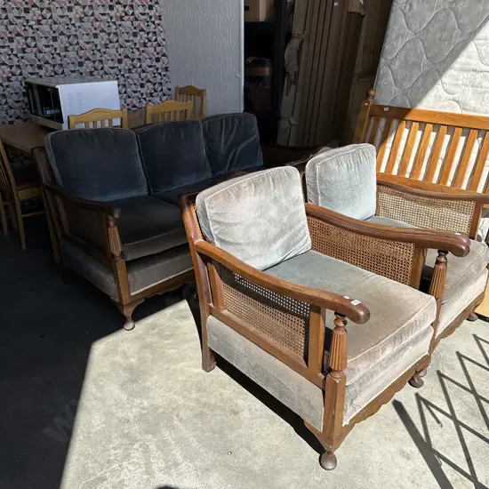 3pc wickerback suite