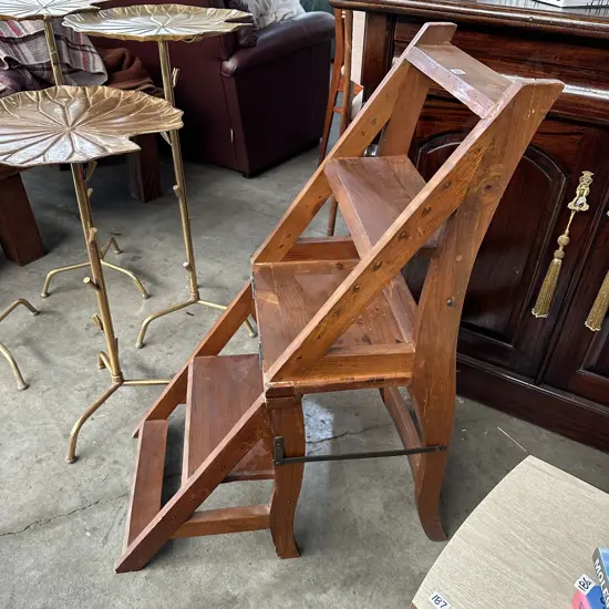 Damaged step chair