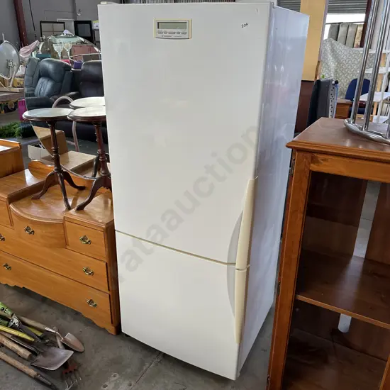 Westinghouse fridge freezer
