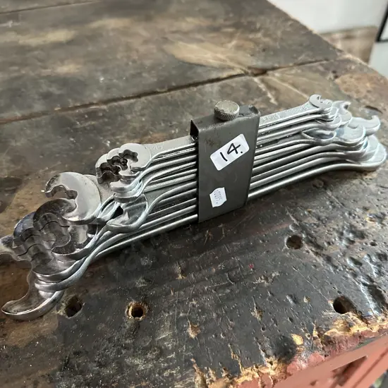 Geugeot - Peugeot spanner set (made in France)