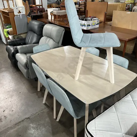 Table and 6 chairs
