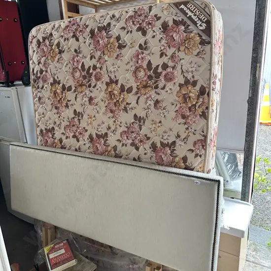 Double mattress , Queen headboard