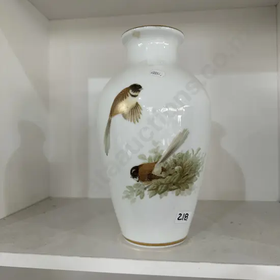 Fantails vase
