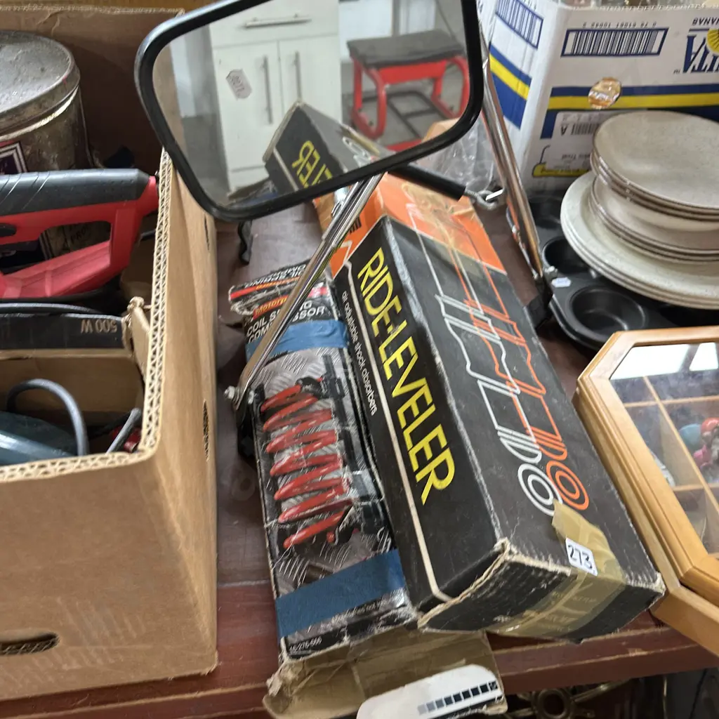 Mirror and suspension Image 1++