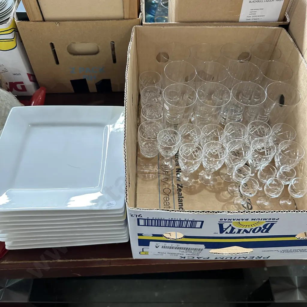 Plates, glassware and crystal Image 1++