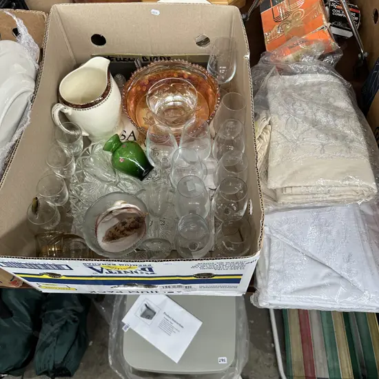 Collectables plus table cloth settings