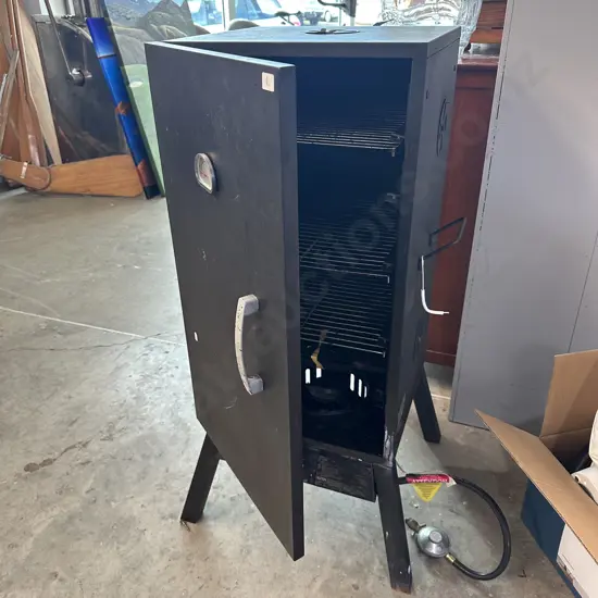 Jumbuck gas smoker