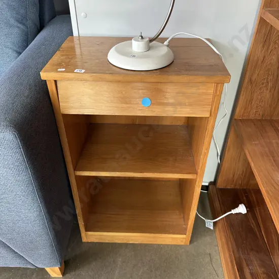 Rimu bedside