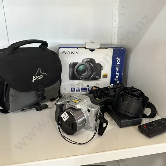 Sony camera plus accessories & carry bag