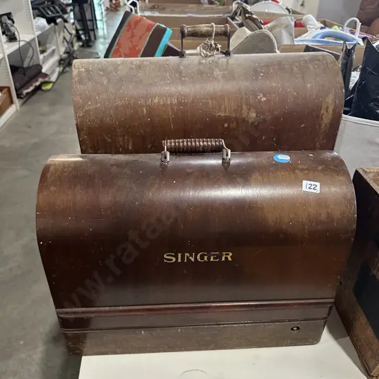 2 x vintage singer sewers