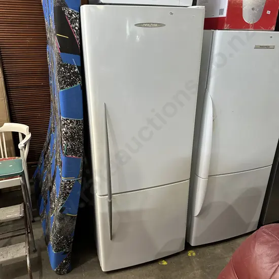 Fridge freezer , average