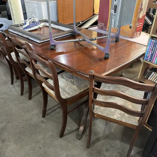 Dining table and 4 chairs