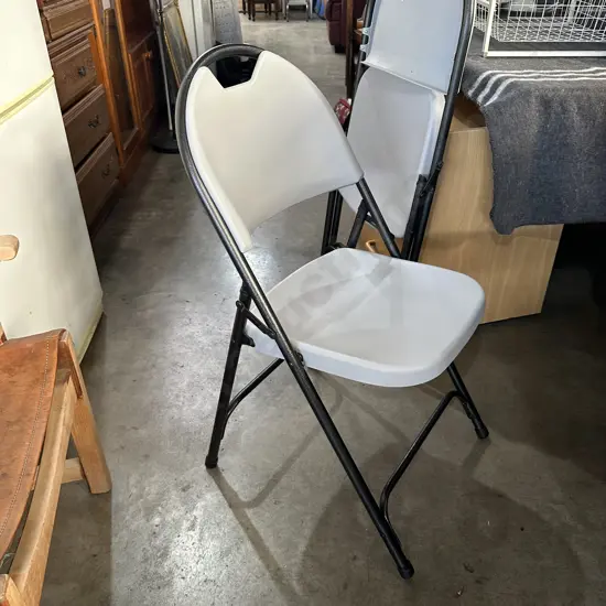 Set of 6 folding chairs
