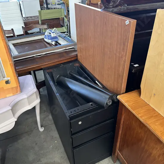Formica topped metal drawer desk