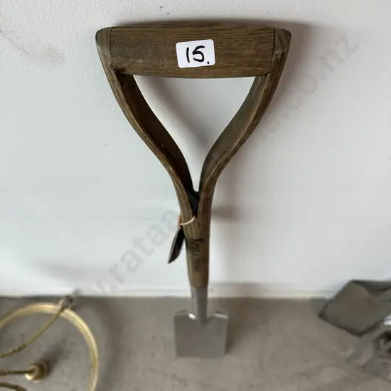 As new Kent & Stowe spade