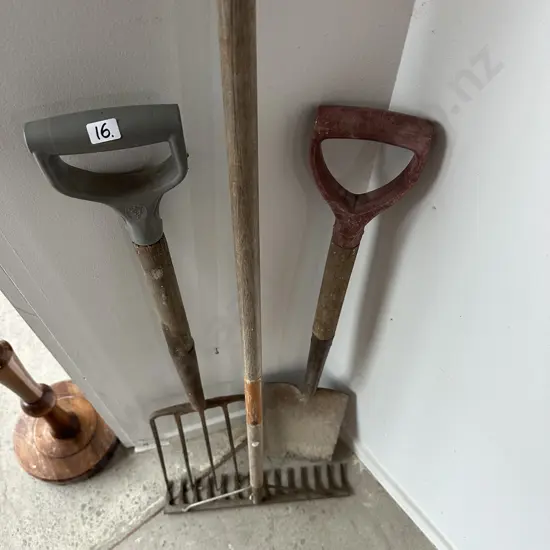 3 garden tools