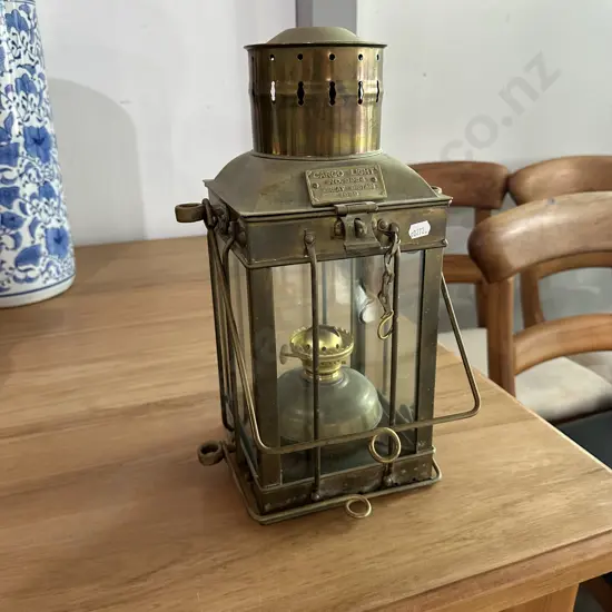 Reproduction Cargo lamp