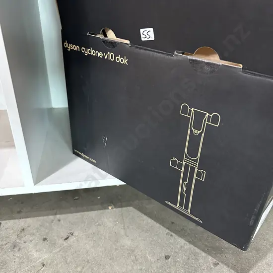 New Dyson cyclone v10 dok