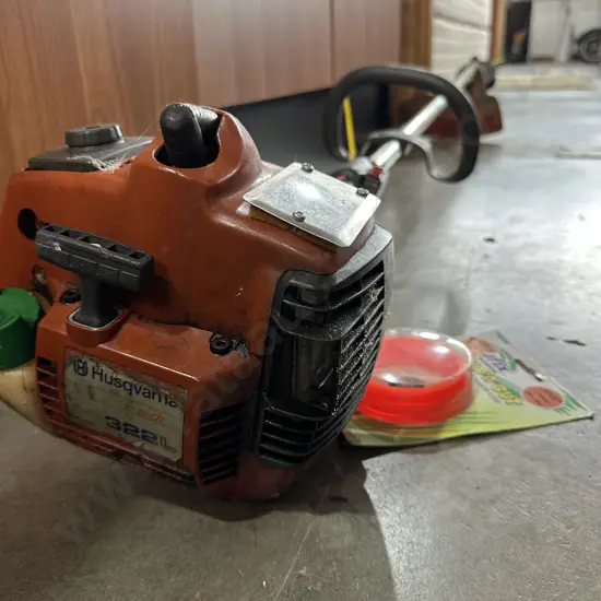 Petrol Husky strimmer