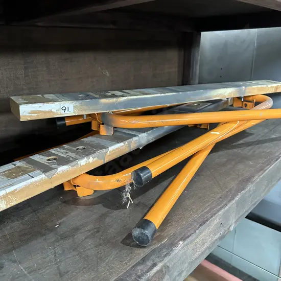 Pr Metal leg folding saw horses