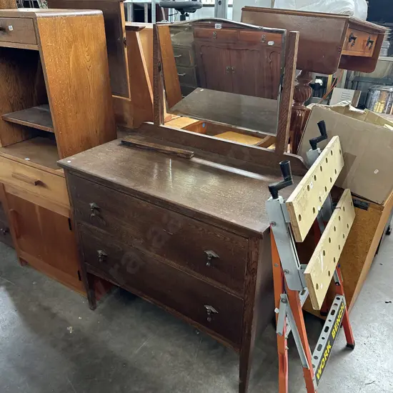 Oak dressing table