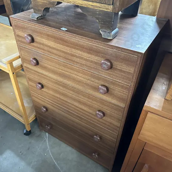 Chest drawers