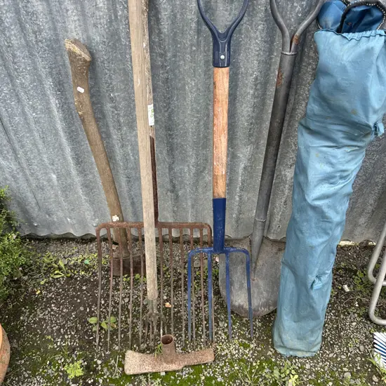 4 garden tools plus axe and camping chair