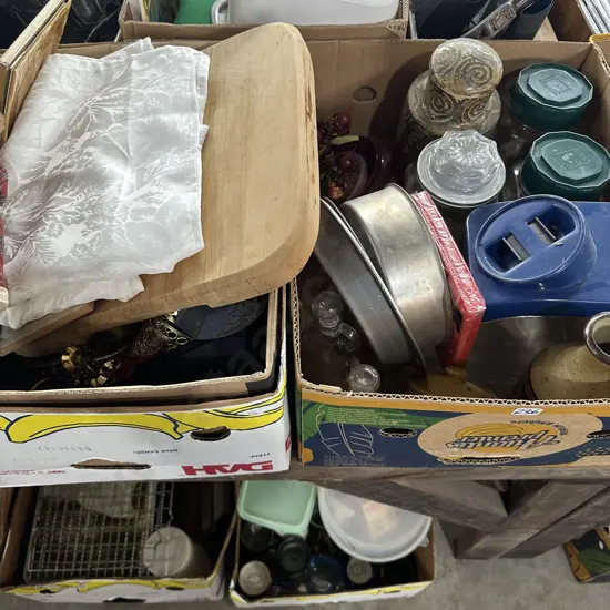 3 box lots decprations, pottery etc