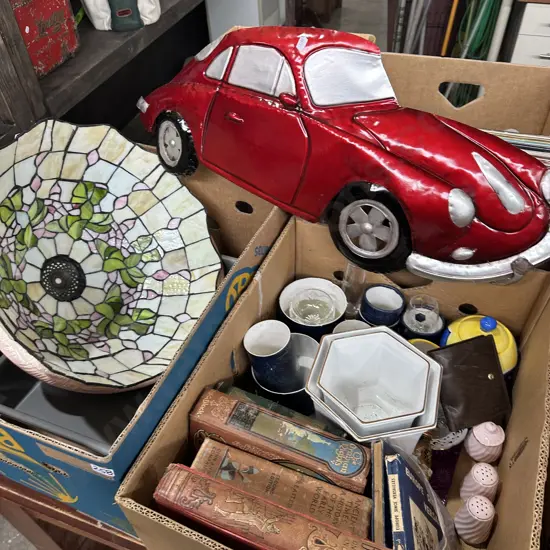 2 box wall art, bowl,leadlight shade etc